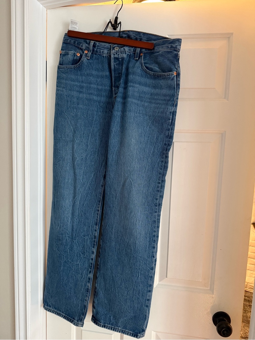Levi's Men's Straight-Leg Jeans in Medium Blue